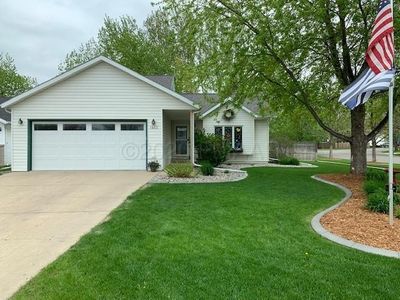 1453 Elmwood Ct, West Fargo, ND, 58078