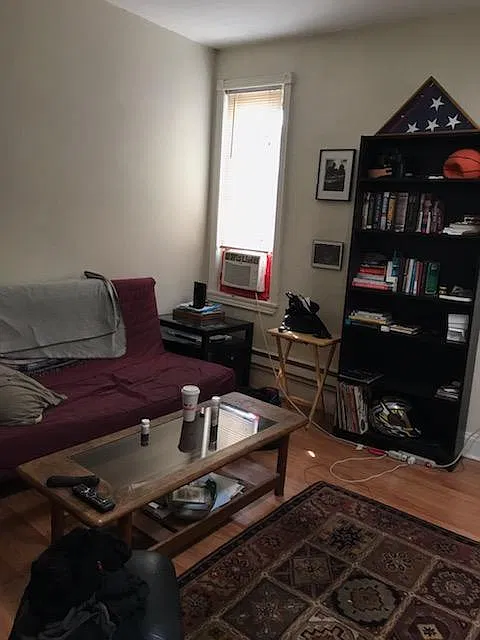 2 bed, 700 sqft, $1,400 — Photo 4