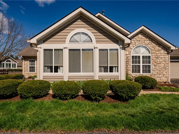 139 Edinburgh Village Dr, Centerville, OH 45458