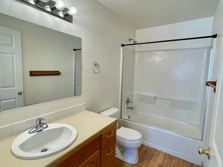 816 S College Ave — Photo 9