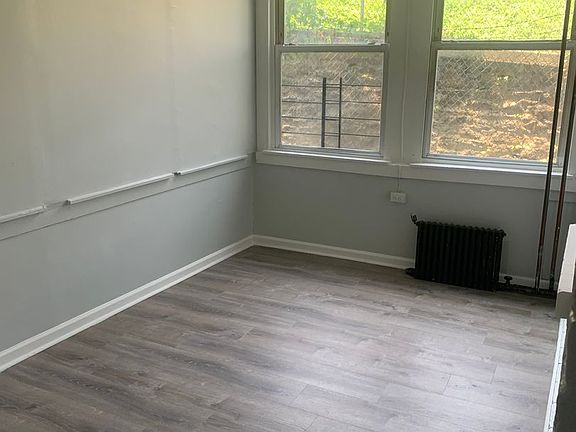 4th image of 44 Maple St APT 1B