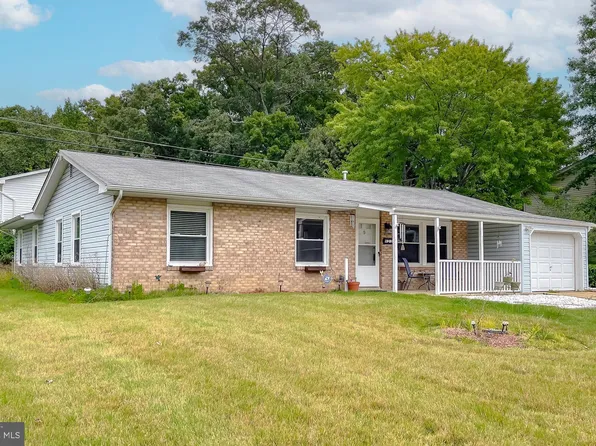232 Barksdale Ave, Waldorf, MD 20602