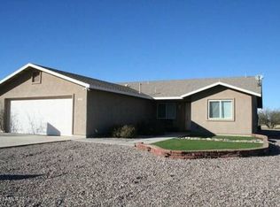 175 E Camino De Mesa, Huachuca City, AZ 85616
