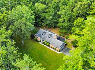 164 Laurel Dr, Wht Sulphur S, WV 24986