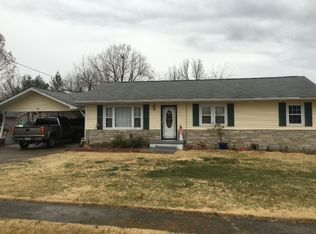 737 Park Ln, Radcliff, KY