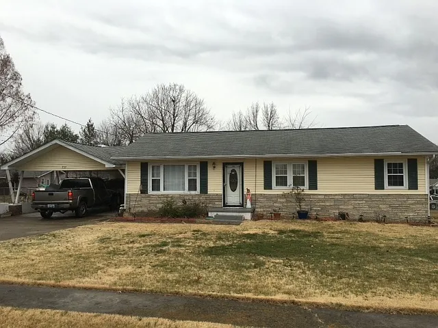 737 Park Ln photo 1