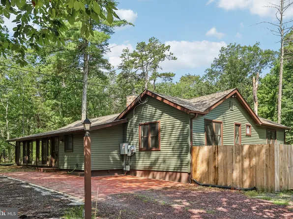 1322 Stokes Rd, Medford, NJ 08055