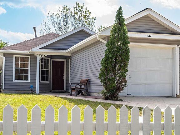 2nd image of 1617 Governors Dr