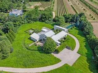 451 Scuttle Hole Rd, Water Mill, NY 11976