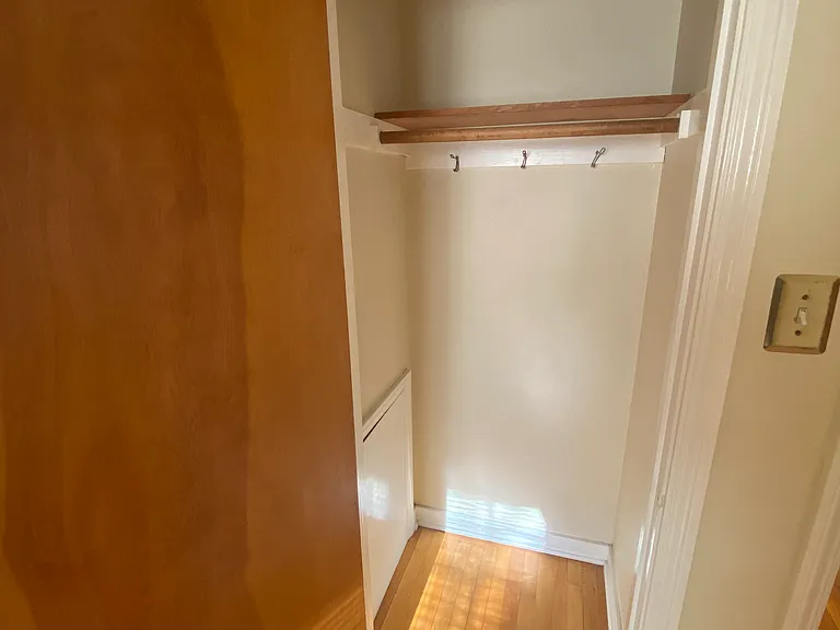 8911 W Center St #2 — Photo 10