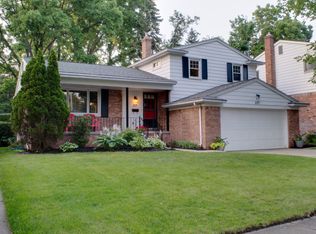204 Orchard View Dr, Royal Oak, MI 48073
