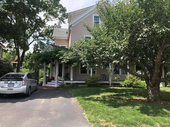 31 Boston Ave, Medford, MA 02155