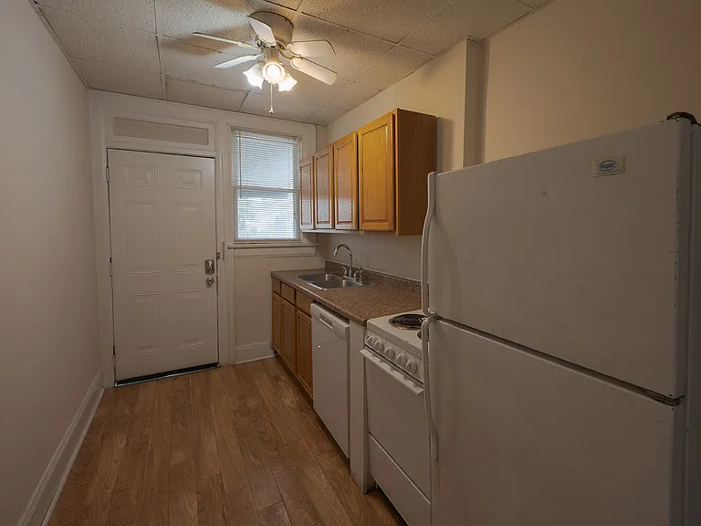 164-170 E 9th Ave #168 — Photo 4