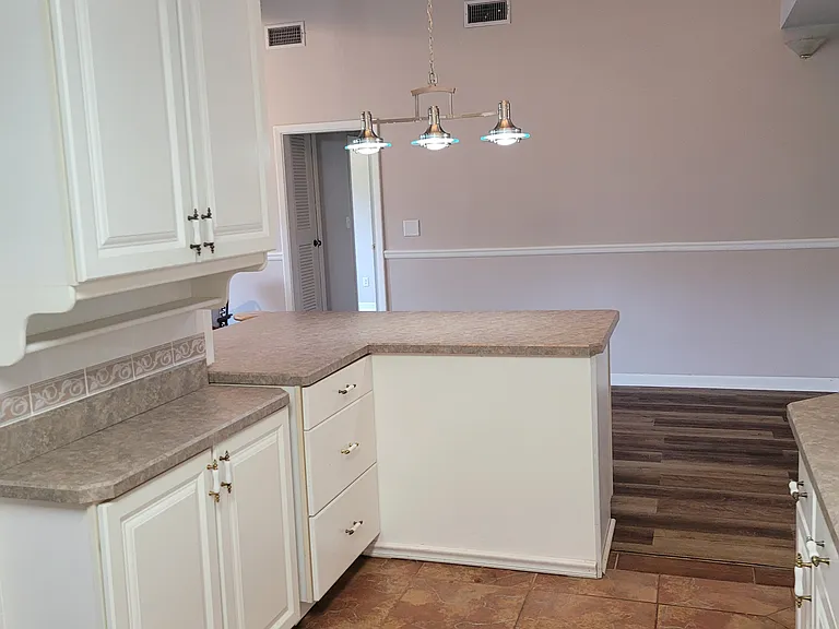 1618 Sequoia Dr — Photo 22