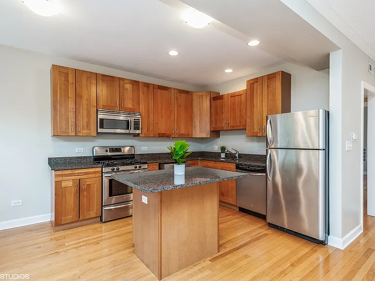 1615 Monroe St #2S — Photo 5