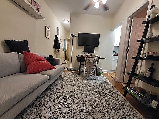 2nd image of 425 W Broadway APT 3B