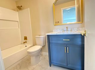 440 SW 155th St APT H, Seattle, WA 98166