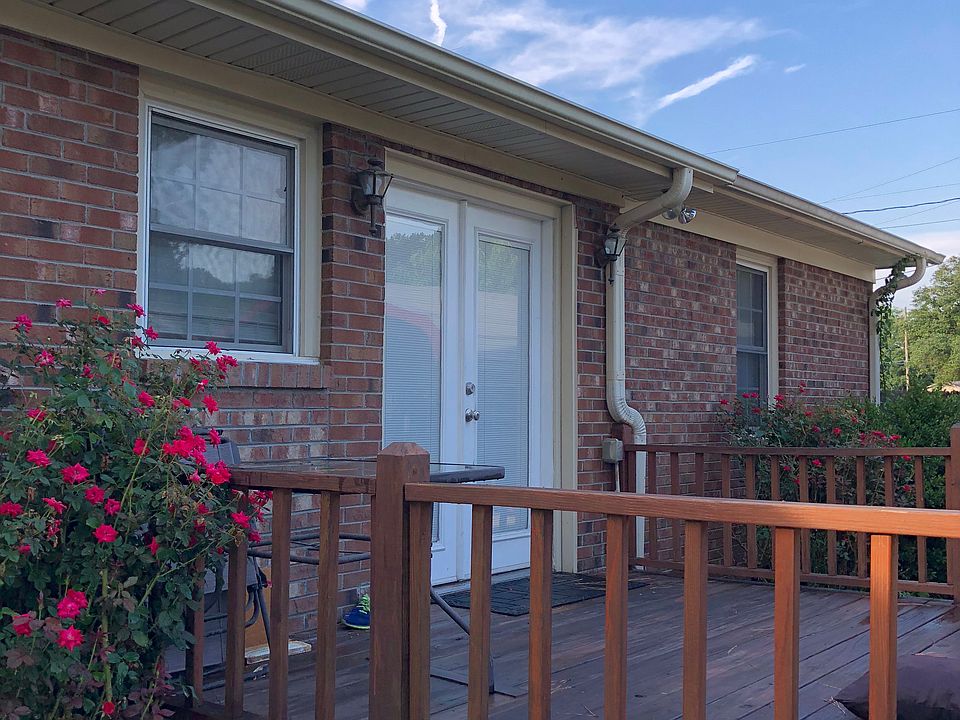 1st image of 1806 Pinelog Ln