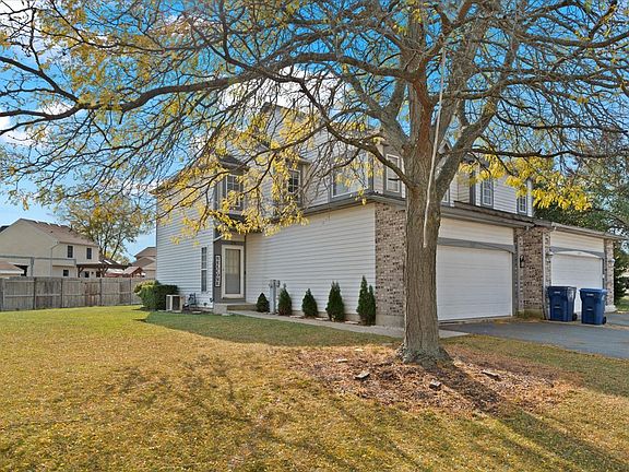 3rd image of 1739 N Ashley Ln