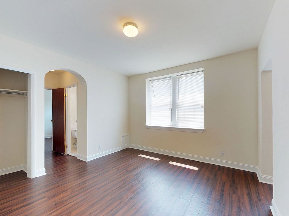1st image of 4619-21 Chester Ave #B7