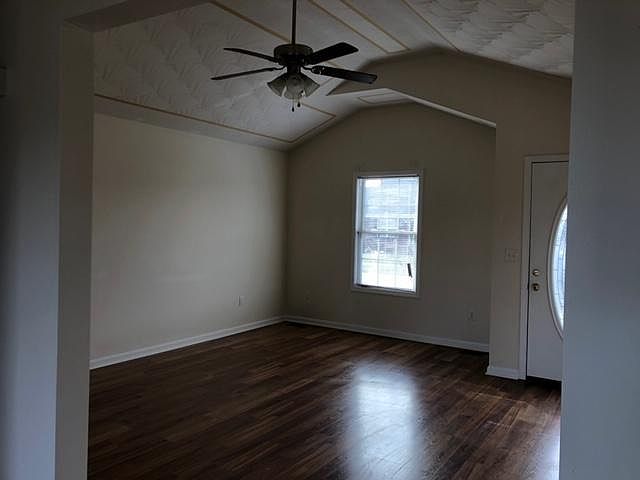 2nd image of 640 Tecumseh Dr