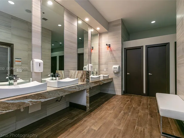 7833 SW 194th Ter — Photo 41