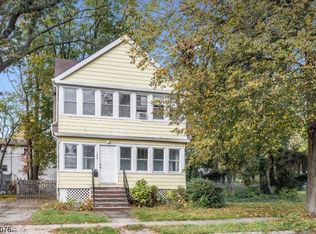 152 High St, Montclair, NJ 07042