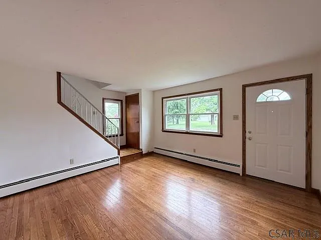 927 East Ave — Photo 6