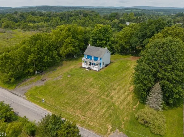 68 Fenwick Rd, Frankford Twp., NJ 07822