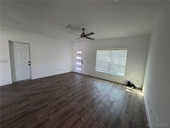 2nd image of 5749 N Claremont Dr