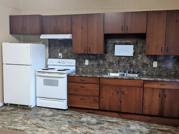 104 Pine St #1, Glenwood City, WI 54013