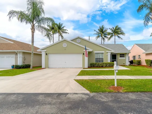 2590 SE 7th Pl, Homestead, FL 33033