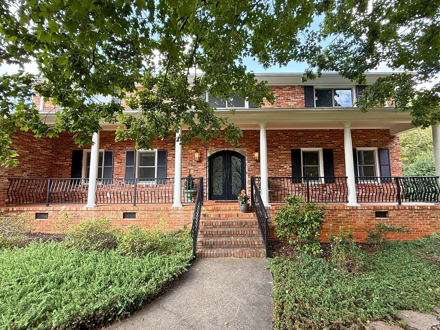 4 bed, 3115 sqft, $3,300 — Photo 3