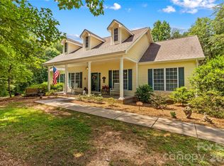 1629 Parkside Dr, Catawba, NC 28609