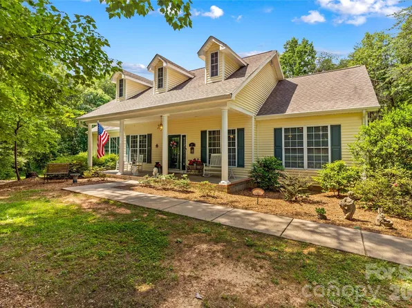 1629 Parkside Dr, Catawba, NC 28609
