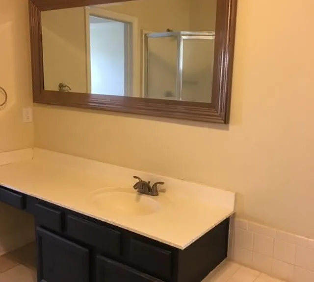 Master vanity