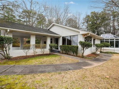 2395 Dodson Dr, East Pt, GA, 30344