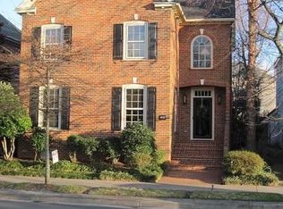 812 Botetourt Gdns, Norfolk, VA 23507