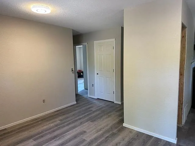 9253 SW Terwilliger Blvd — Photo 7