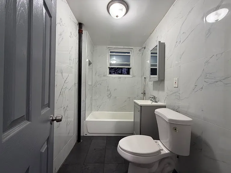 Matilda Ave — Photo 16