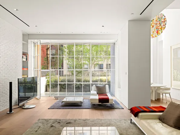 38 East 76th Street image 4 of 24