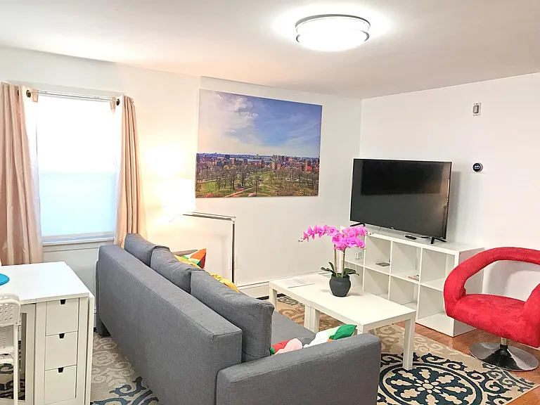 37 Telegraph St #3 — Photo 7