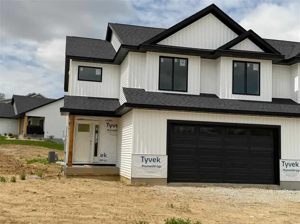 1403 Legend Dr, Tiffin, IA 52340