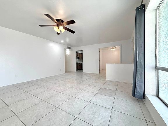 Spacious living room