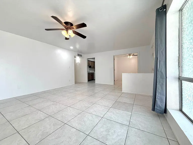 1500 W Rio Salado Pkwy #52 — Photo 2