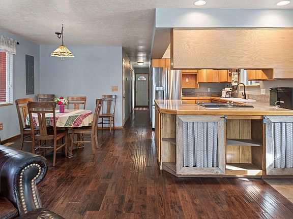 5th image of 19373 Indian Summer Rd