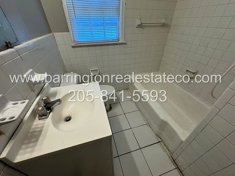 4116 Avenue L — Photo 5
