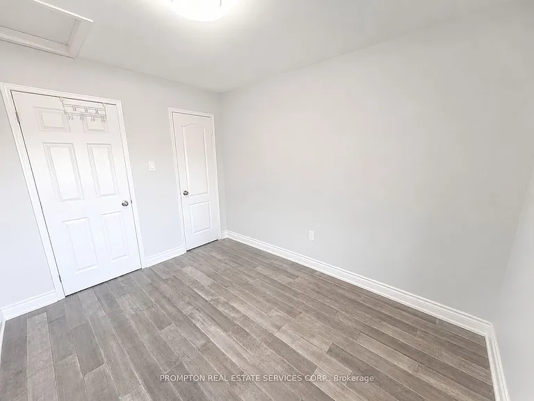 108 Parktree Dr — Photo 7