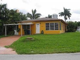 1st image of 18901 Bay Dr