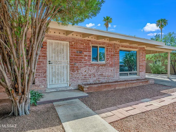5672 E Whittier St, Tucson, AZ 85711
